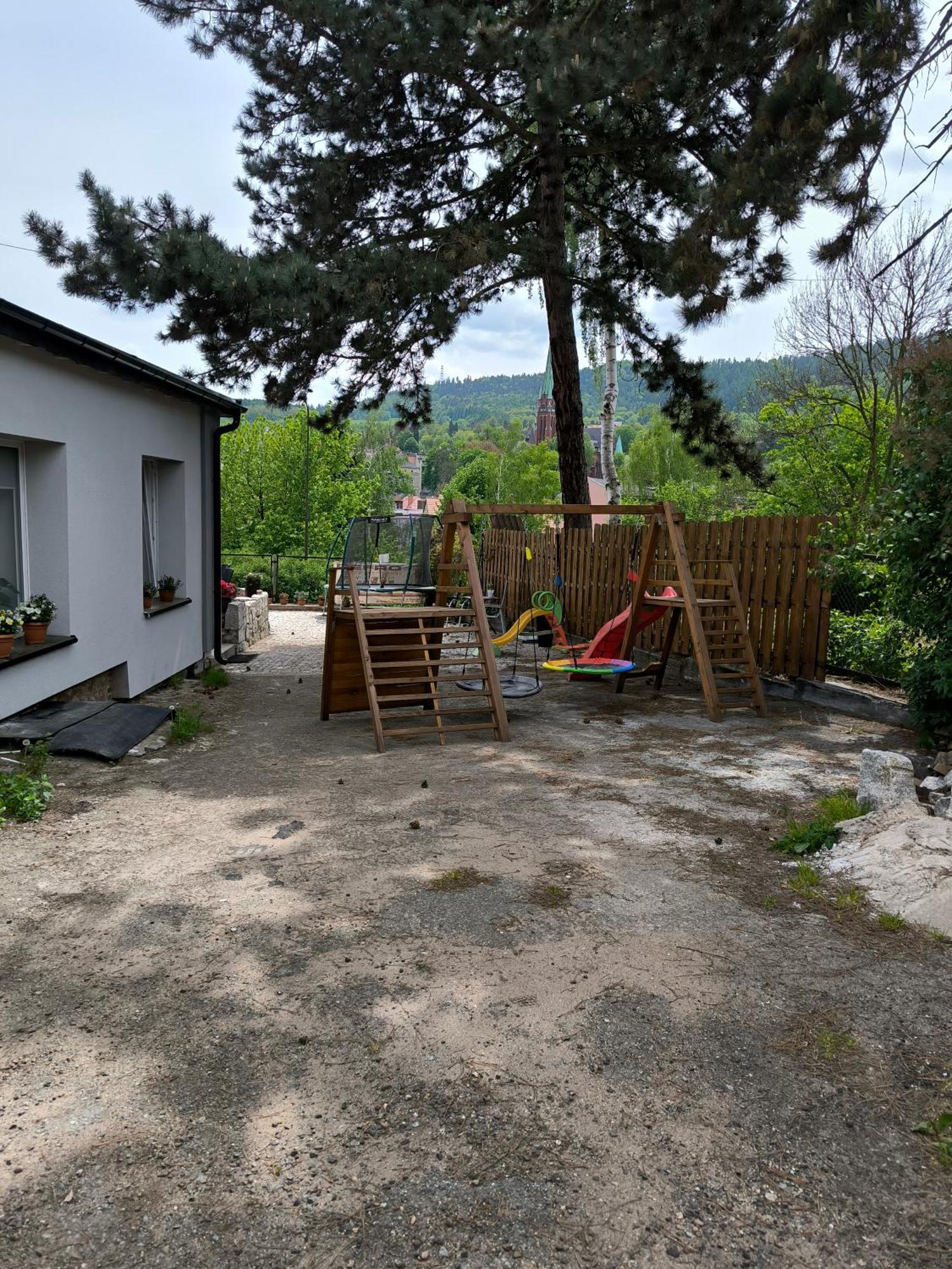 Dawna Mleczarnia Apartamenty Sosnowy Нова-Руда Екстер'єр фото