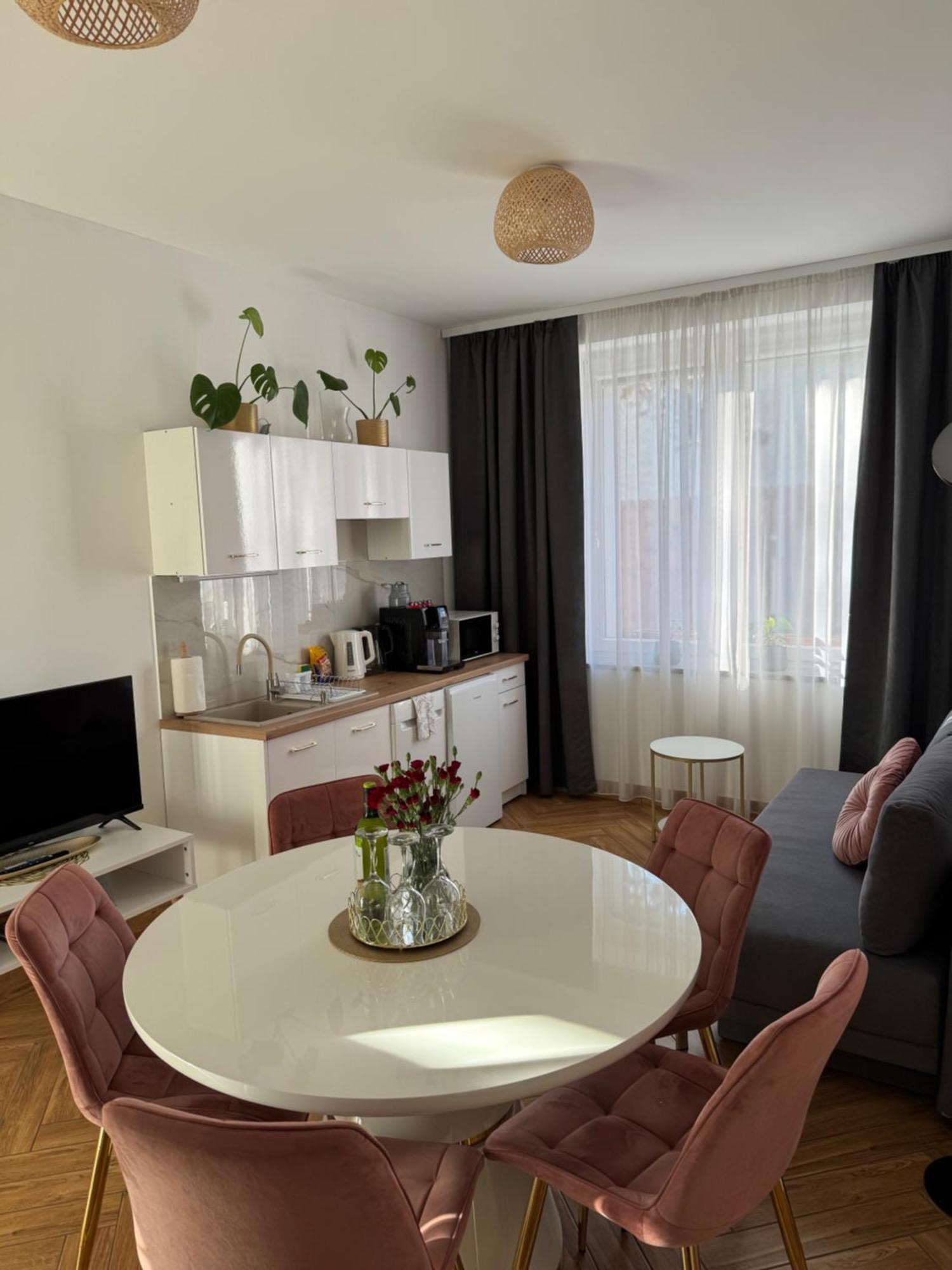 Dawna Mleczarnia Apartamenty Sosnowy Нова-Руда Екстер'єр фото